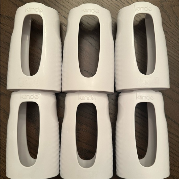 Kiinde Bottle Cases x 6 (Selling together) - Picture 1 of 3